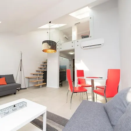 Exclusive Loft In The Main Square A/C P4You Pl-3